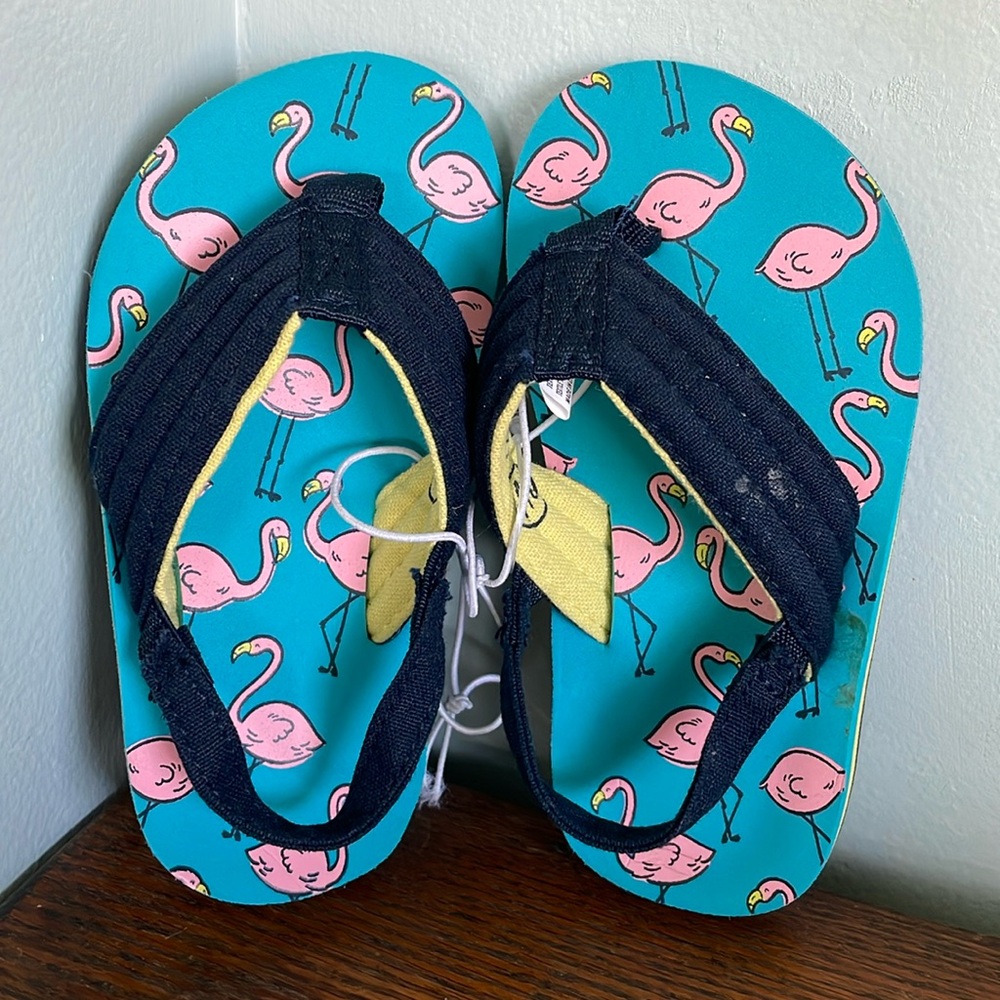 NWT Cat & Jack flamingo summer sandals, size 7/8